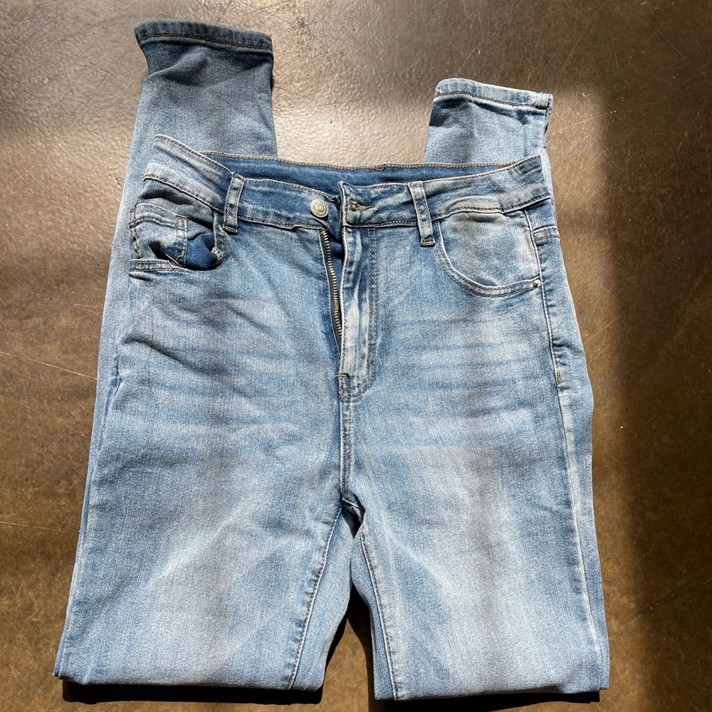 Light wash jeans